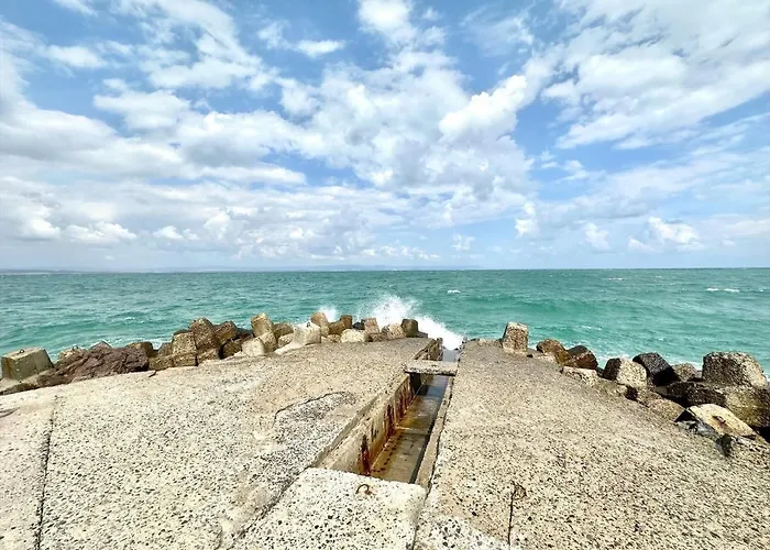 Bay - Menada Apatments * Поморие