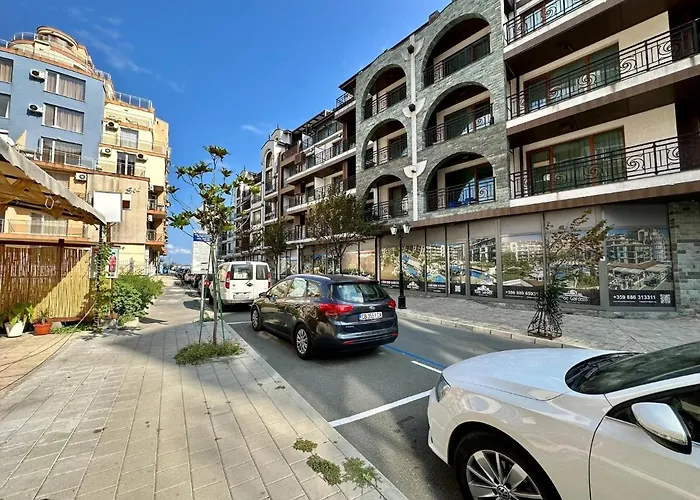 Апартамент Bay - Menada Apatments *