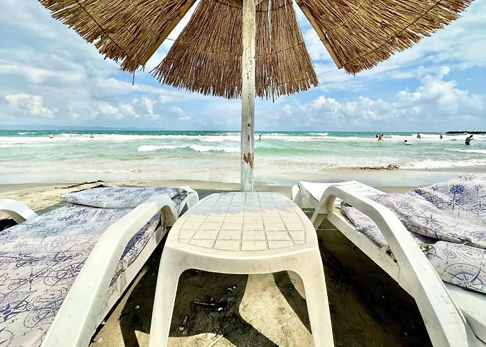 Bay - Menada Apatments Апартамент *