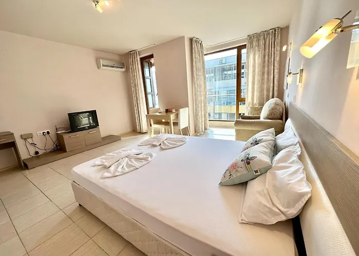 Апартамент Bay - Menada Apatments *