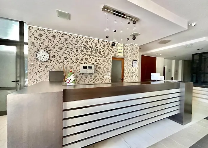 Апартамент Bay - Menada Apatments Поморие